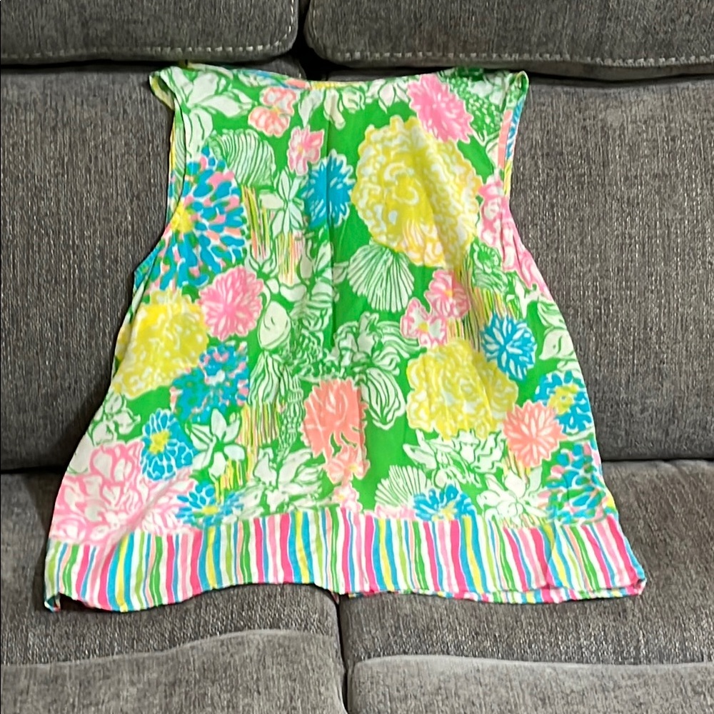 Lilly Pulitzer Floral Sleeveless Top with Striped Hem size Large VGUC